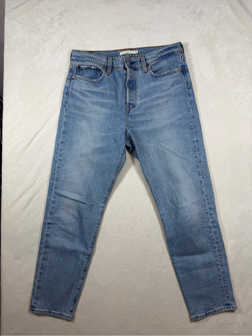 Levi's Women's Slim Straight Light Blue Jeans